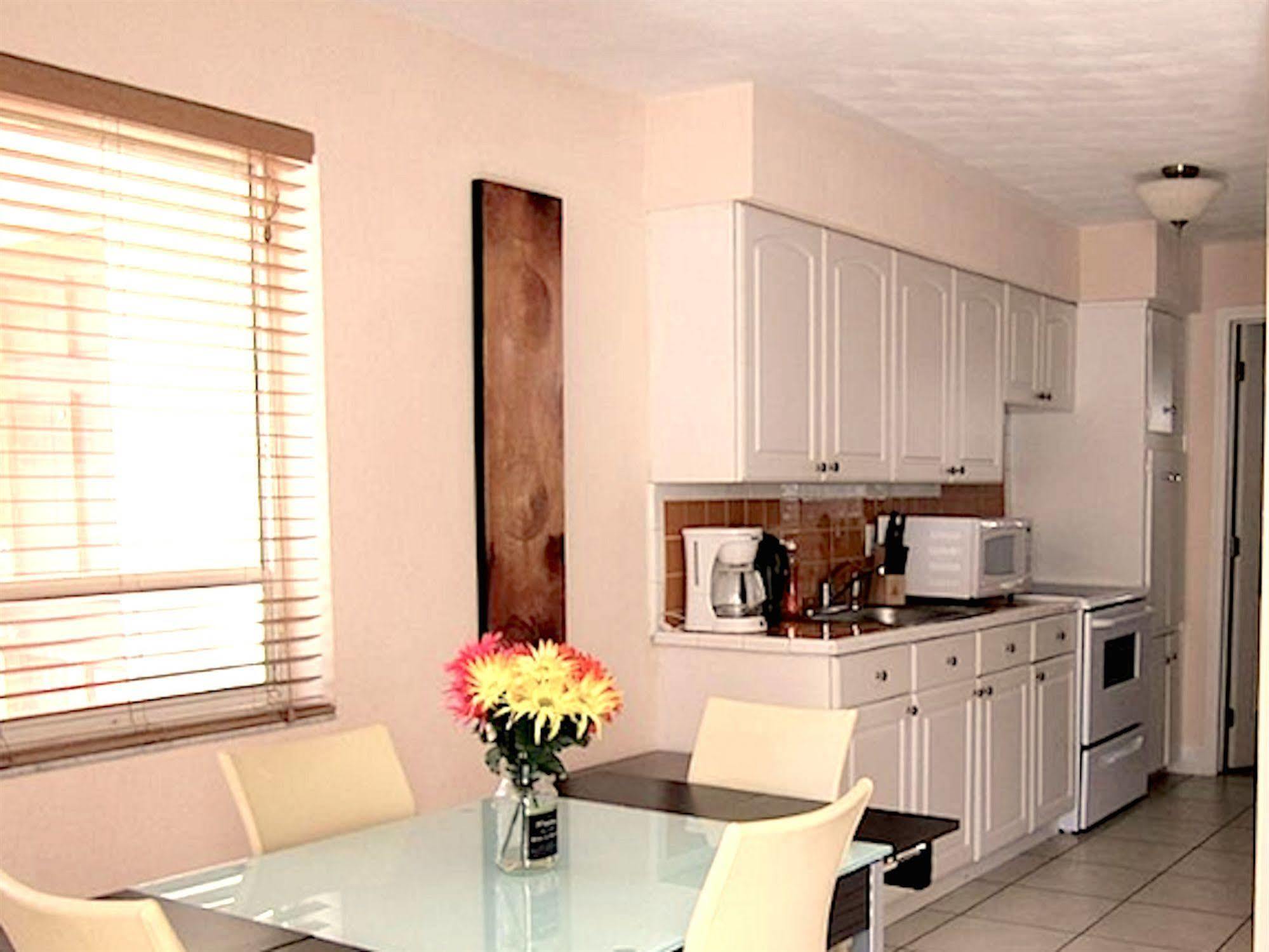 Lauderdale Villas By The Sea Lauderdale-by-the-Sea Exterior foto